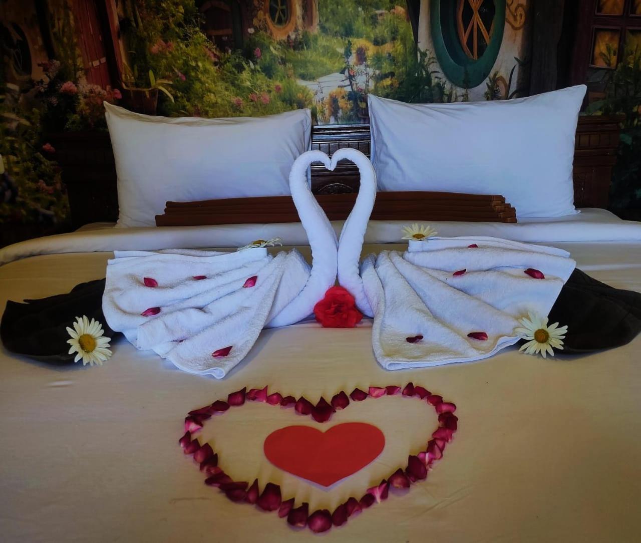 Hotel Nature Bromo And Resort Pasuruan Exteriör bild