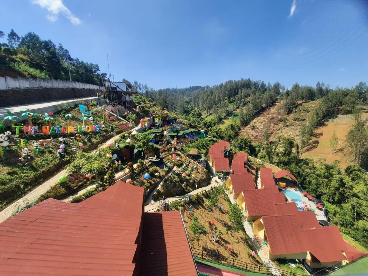 Hotel Nature Bromo And Resort Pasuruan Exteriör bild