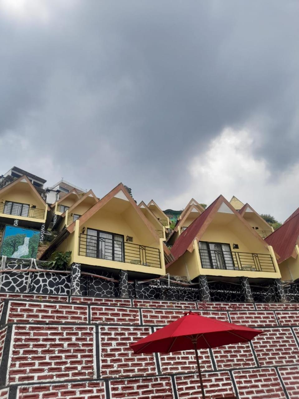 Hotel Nature Bromo And Resort Pasuruan Exteriör bild