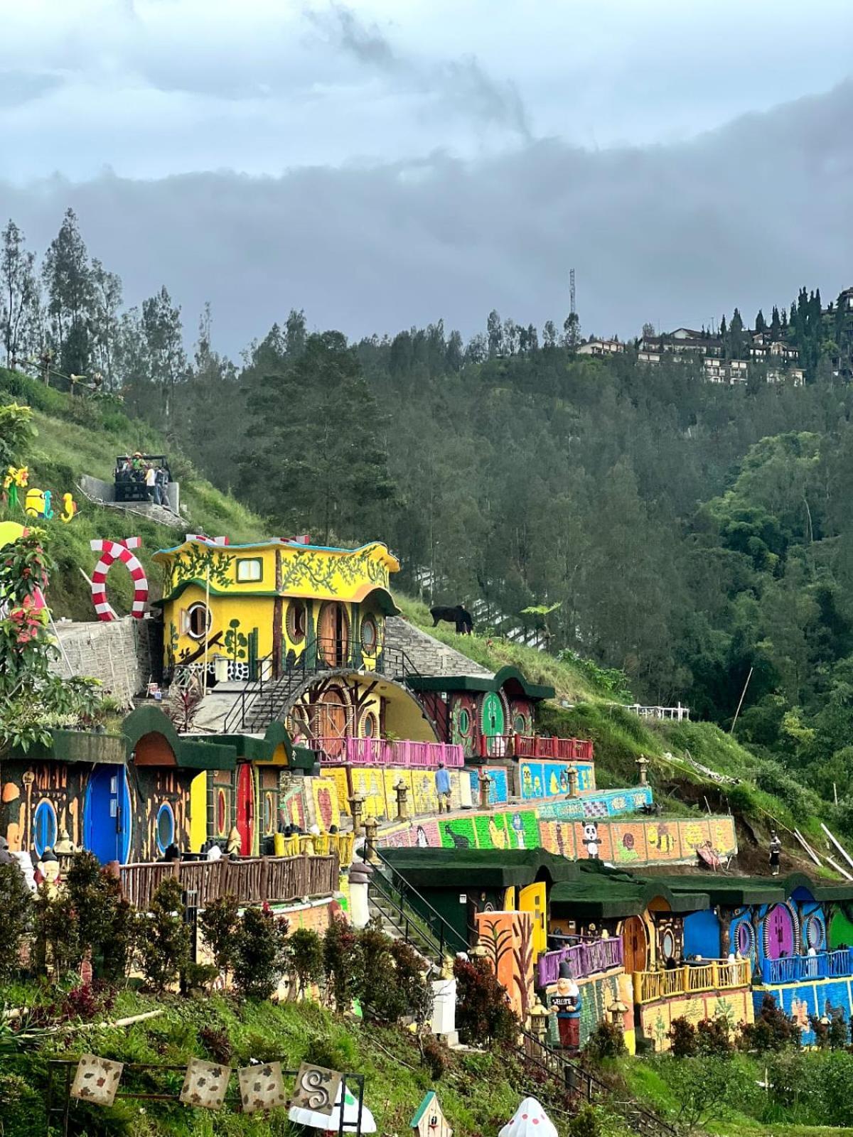 Hotel Nature Bromo And Resort Pasuruan Exteriör bild