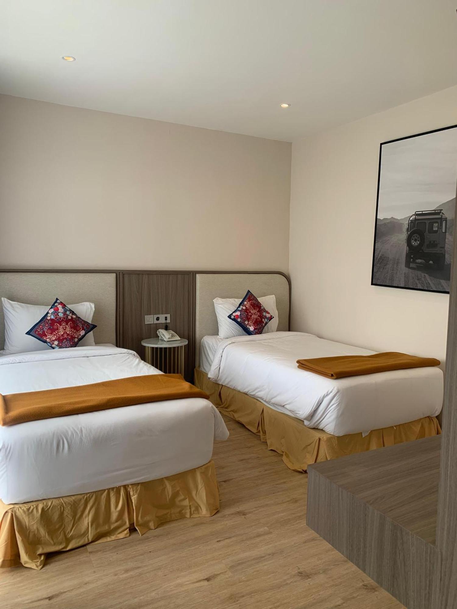 Hotel Nature Bromo And Resort Pasuruan Exteriör bild